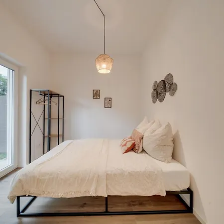 Lexapartments Luxus Apartment-zentral In Altstadt-65-80qm Апартаменты *